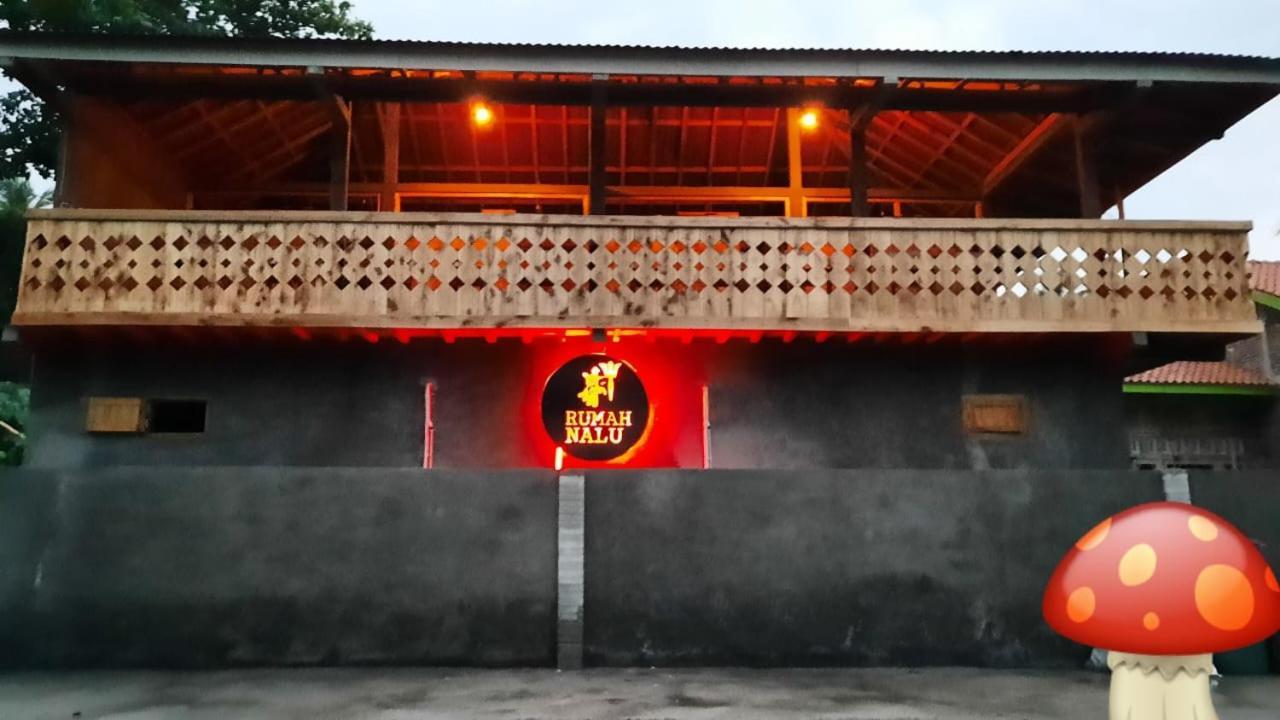Rumah Nalu Surf Camp Krui Exterior foto